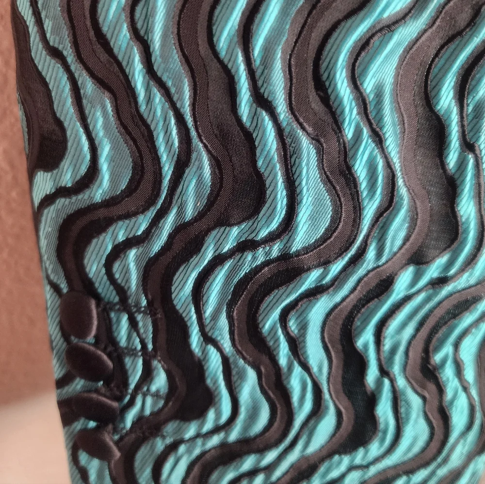 Manzini Tuxedo Style Jacquard Jacket in Teal and Black Size XL